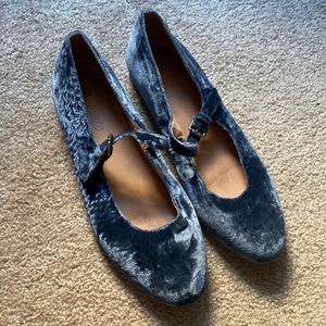 Madewell Vevet Mary Janes 8